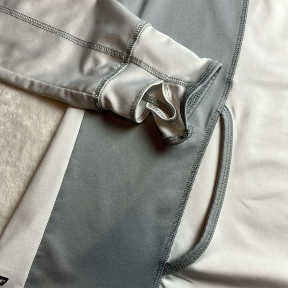 Danskin Now jacket women’s size XL ( 16/18 ) - Picture 4 of 6